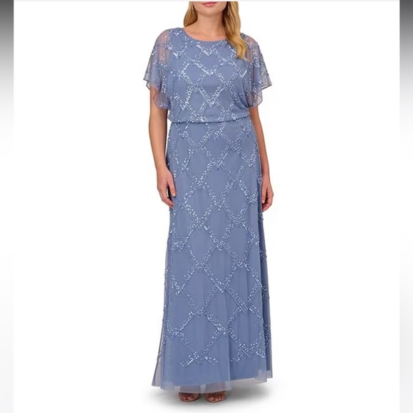 Mother of the Bride dress. Absolutely beautiful. Worn once - Picture 1 of 1